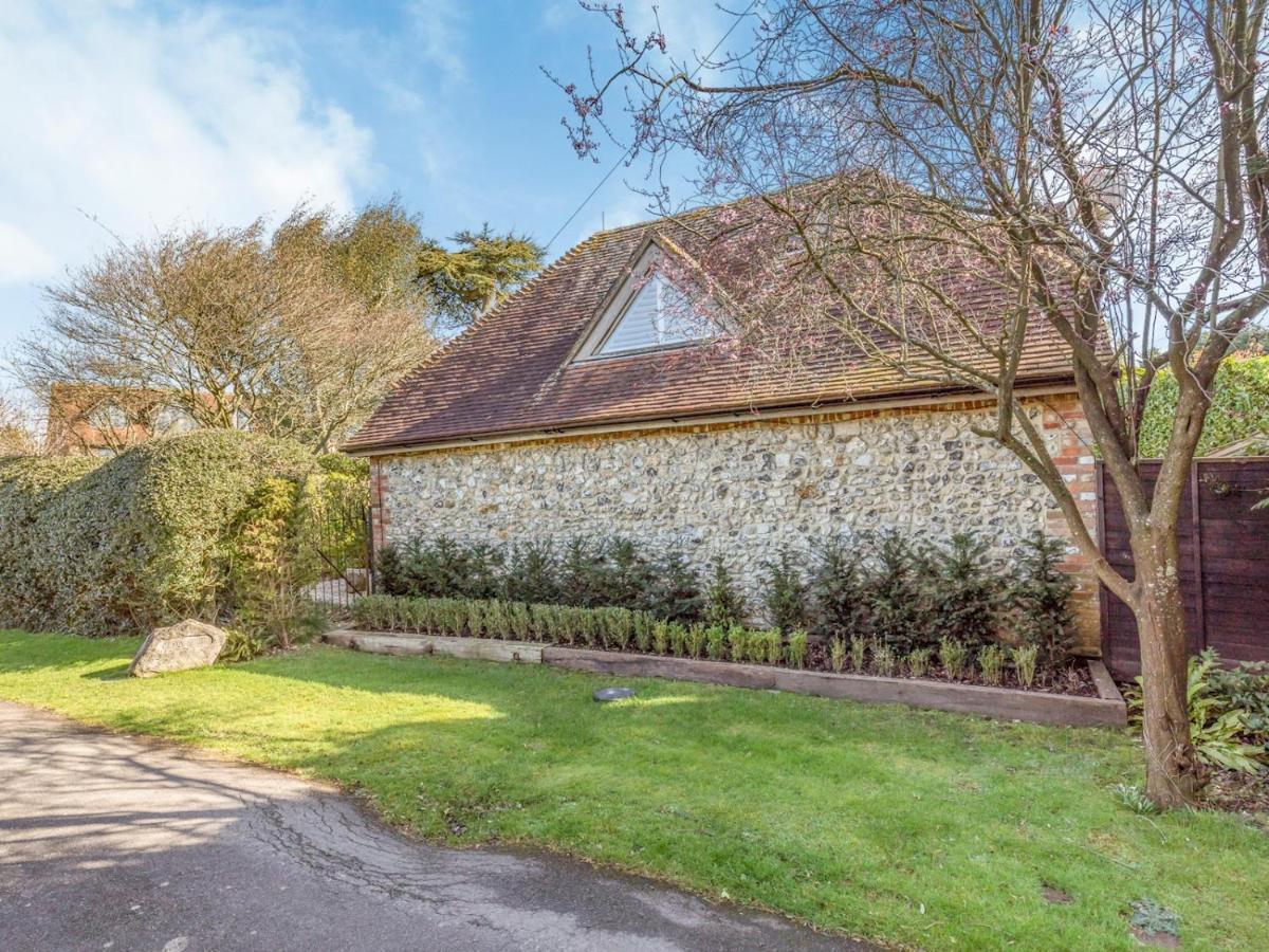 Pass The Keys Peaceful And Beautiful 1 Bedroom Barn Conversion Chichester Eksteriør billede