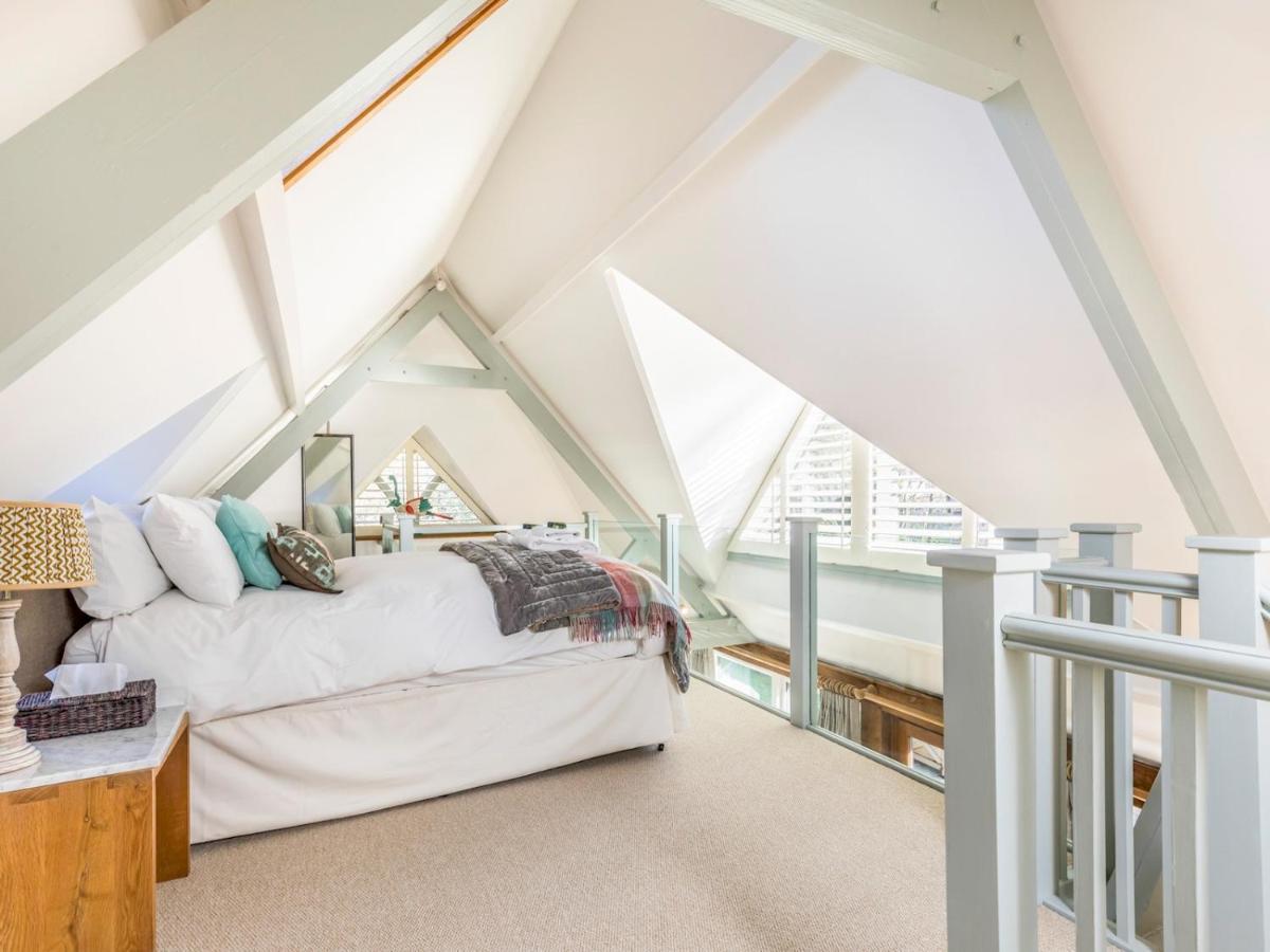 Pass The Keys Peaceful And Beautiful 1 Bedroom Barn Conversion Chichester Eksteriør billede