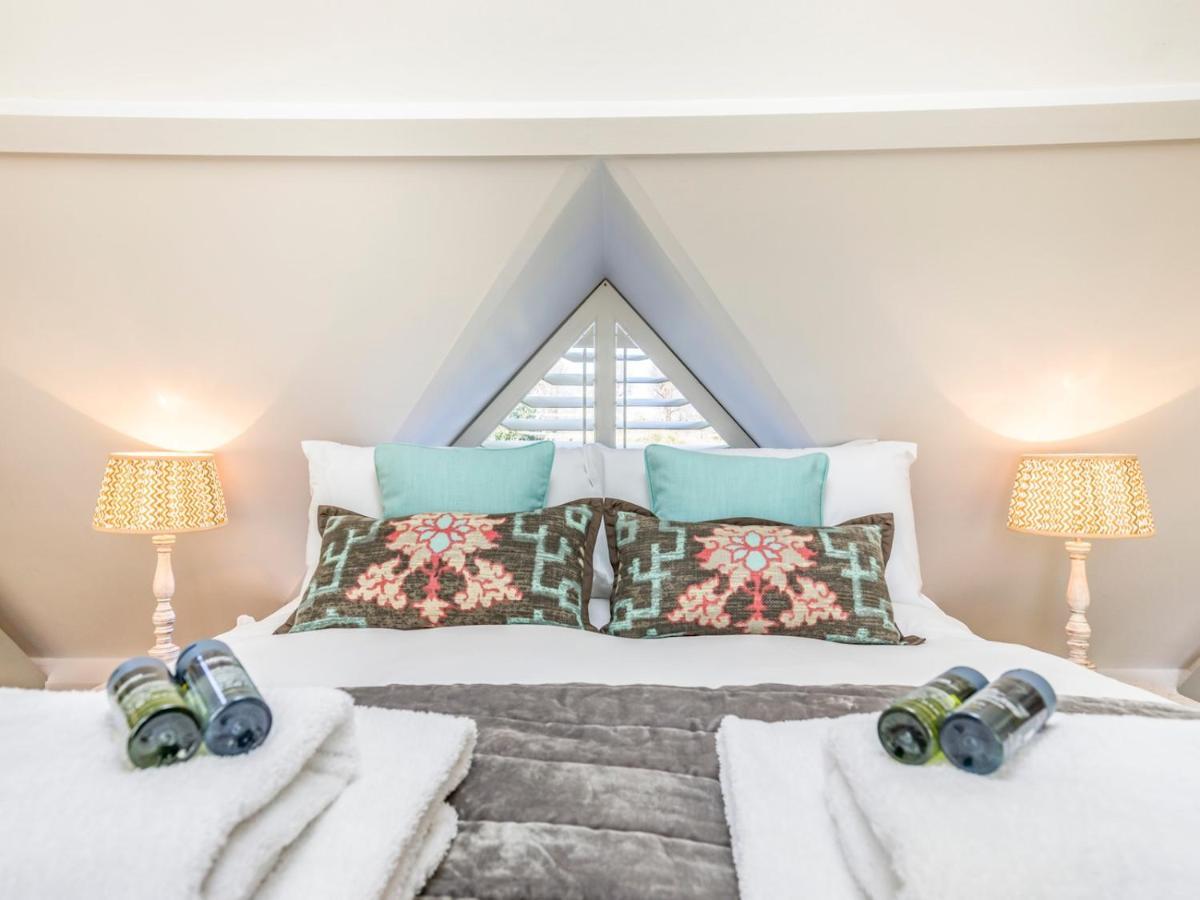 Pass The Keys Peaceful And Beautiful 1 Bedroom Barn Conversion Chichester Eksteriør billede