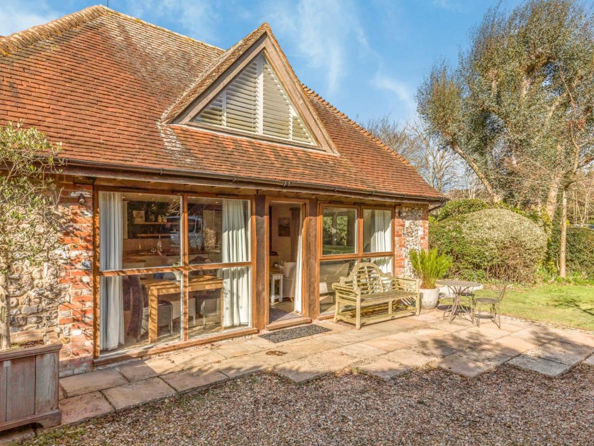Pass The Keys Peaceful And Beautiful 1 Bedroom Barn Conversion Chichester Eksteriør billede