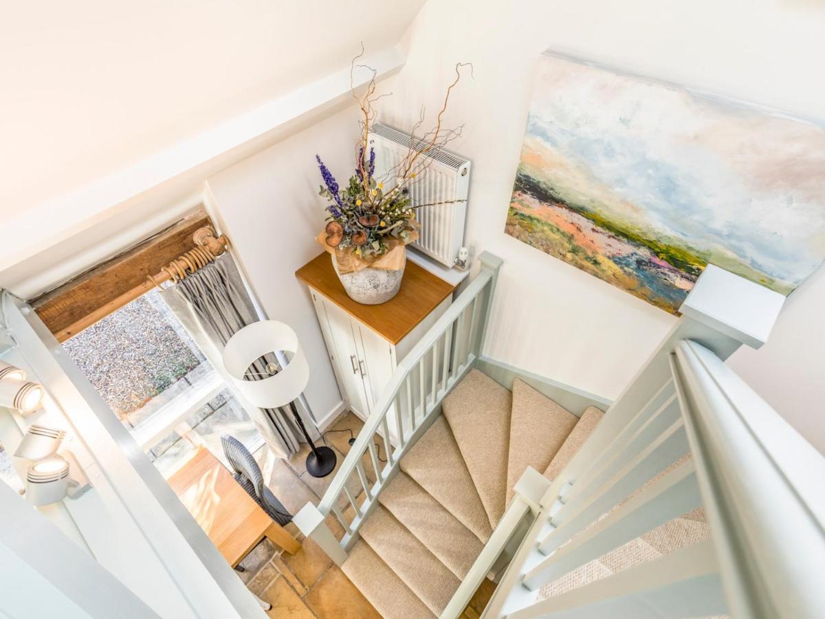 Pass The Keys Peaceful And Beautiful 1 Bedroom Barn Conversion Chichester Eksteriør billede