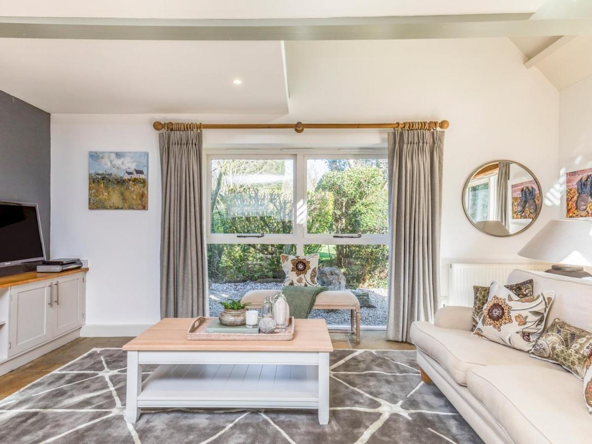 Pass The Keys Peaceful And Beautiful 1 Bedroom Barn Conversion Chichester Eksteriør billede