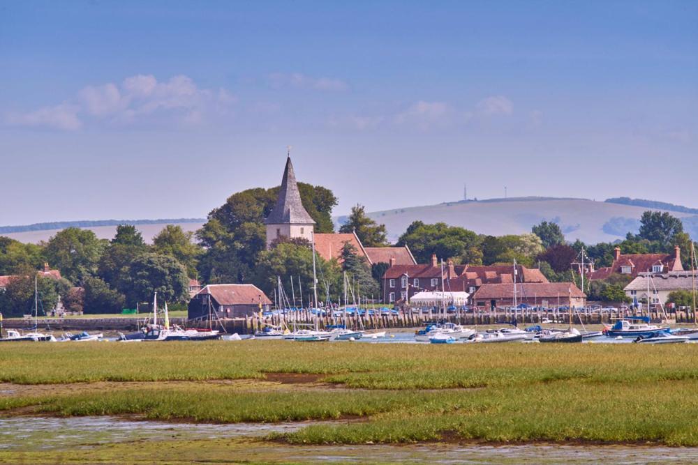 Pass The Keys Peaceful And Beautiful 1 Bedroom Barn Conversion Chichester Eksteriør billede